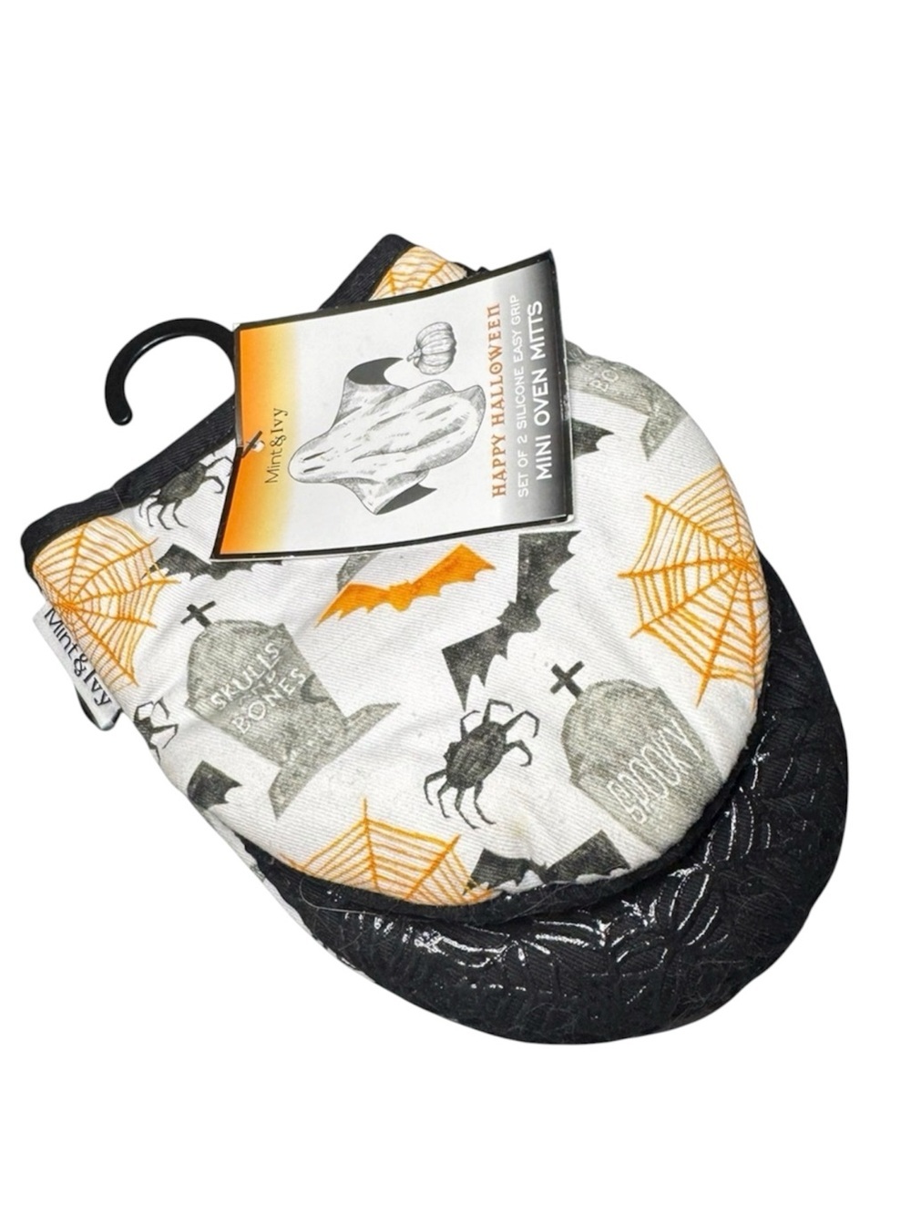 Mint & Ivy Halloween Silicone
Grip Mini Oven Mitts Tombstones Spiderwebs